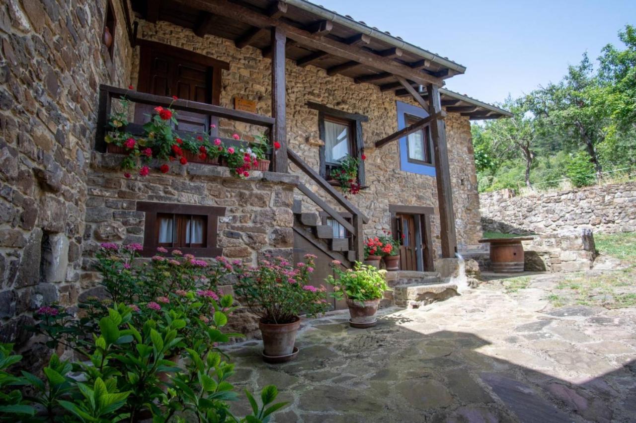 Viviendas El Barrio Cabezón de Liébana Esterno foto