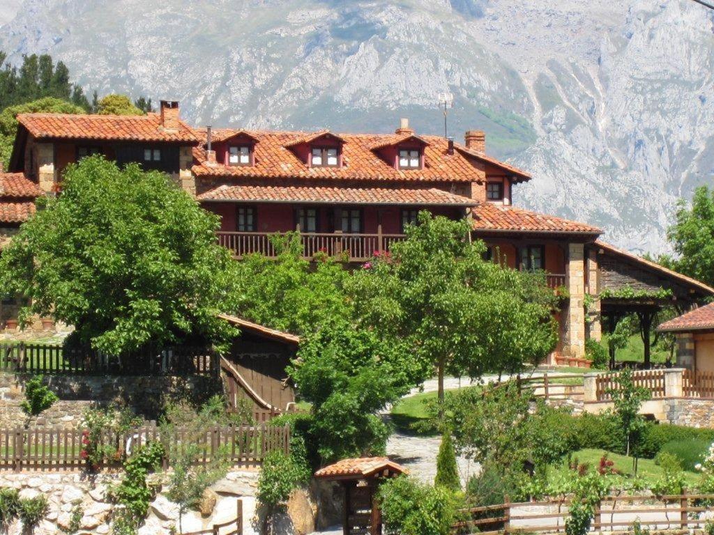 Viviendas El Barrio Cabezón de Liébana Esterno foto
